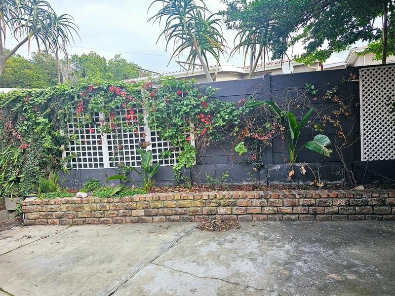 3 Bedroom Property for Sale in Mossel Bay Central Western Cape